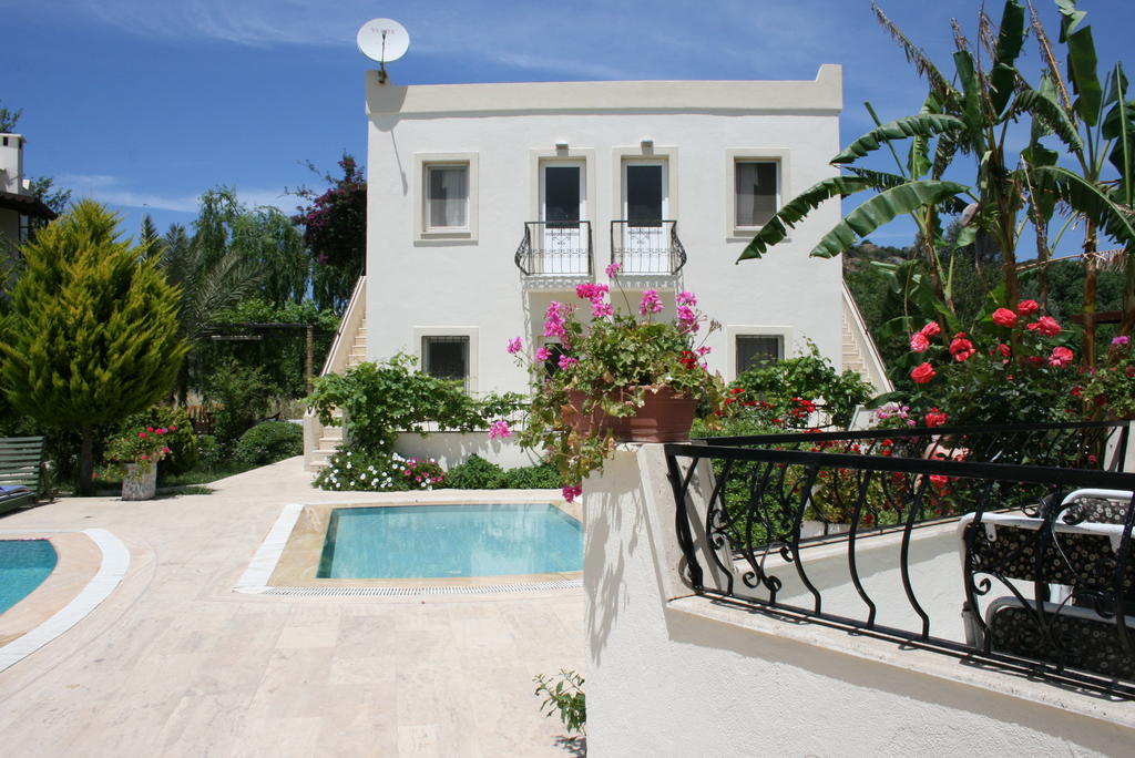 Paradise Garden Gumusluk Evleri Aparthotel Exterior photo