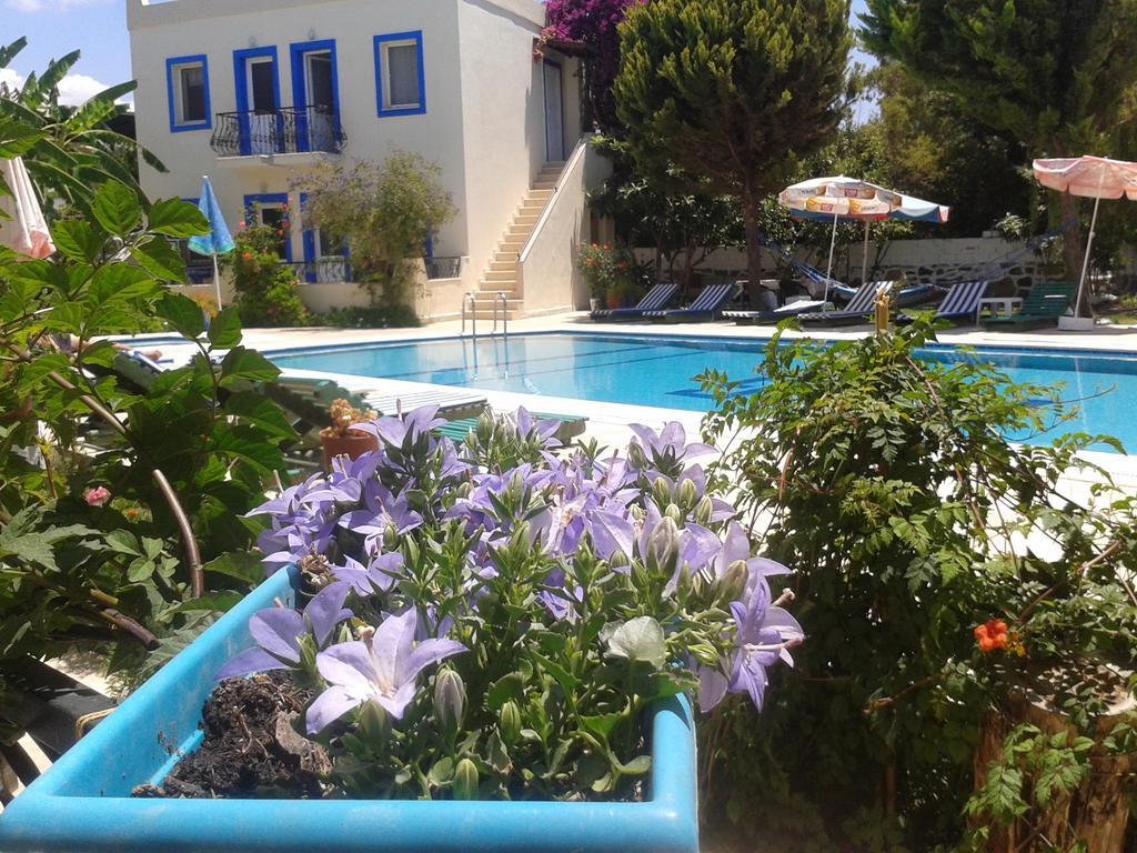 Paradise Garden Gumusluk Evleri Aparthotel Exterior photo