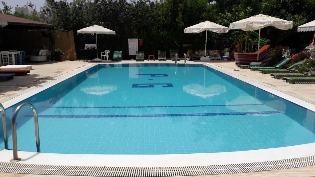 Paradise Garden Gumusluk Evleri Aparthotel Exterior photo
